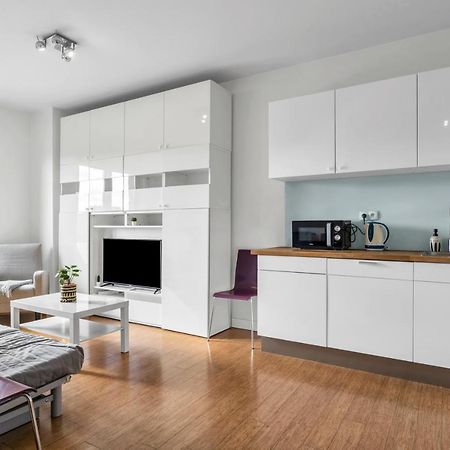 1Br New Apt 20Min Centre Parking Varşovia Exterior foto